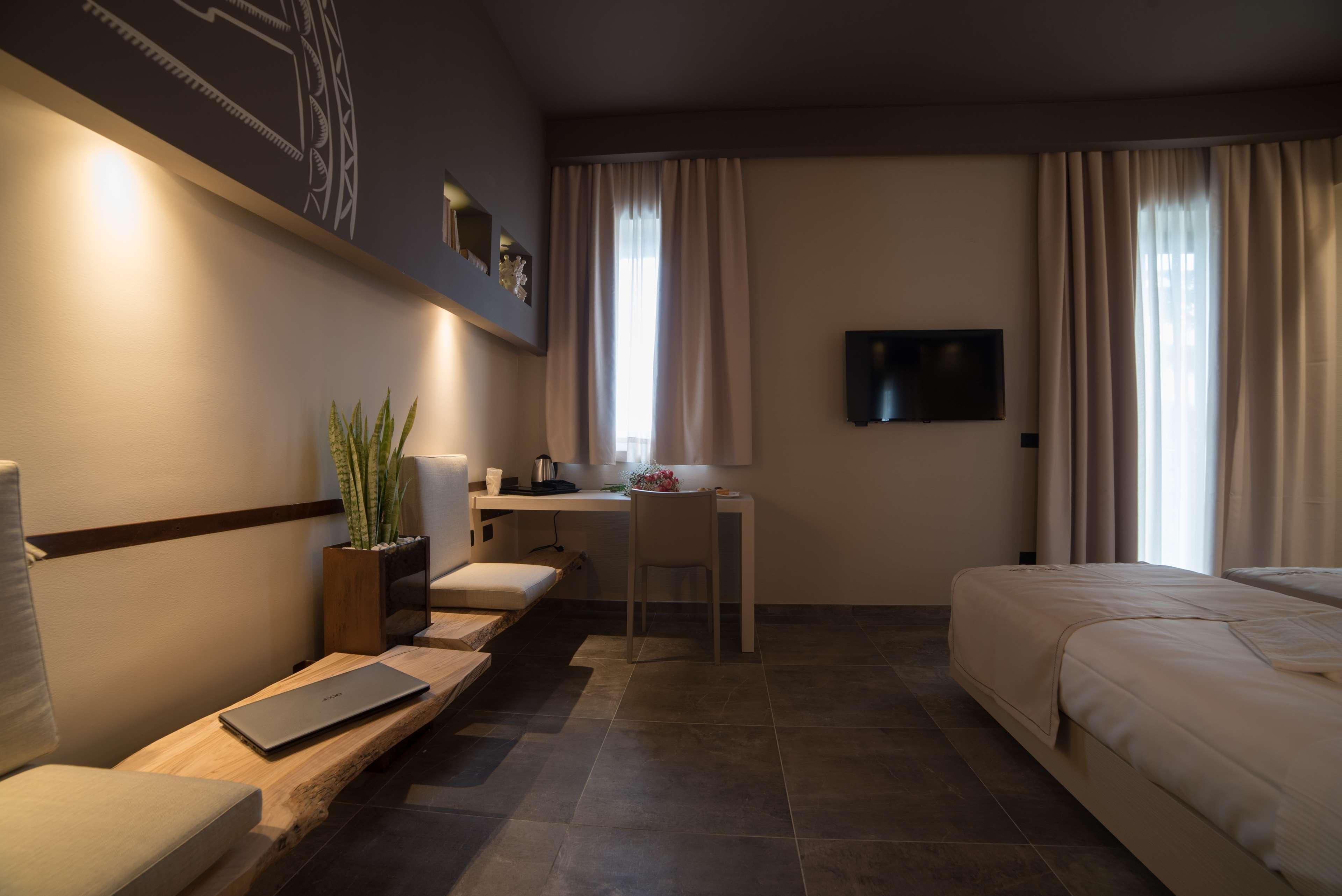Best Western Plus Hotel Terre di Eolo Patti Esterno foto
