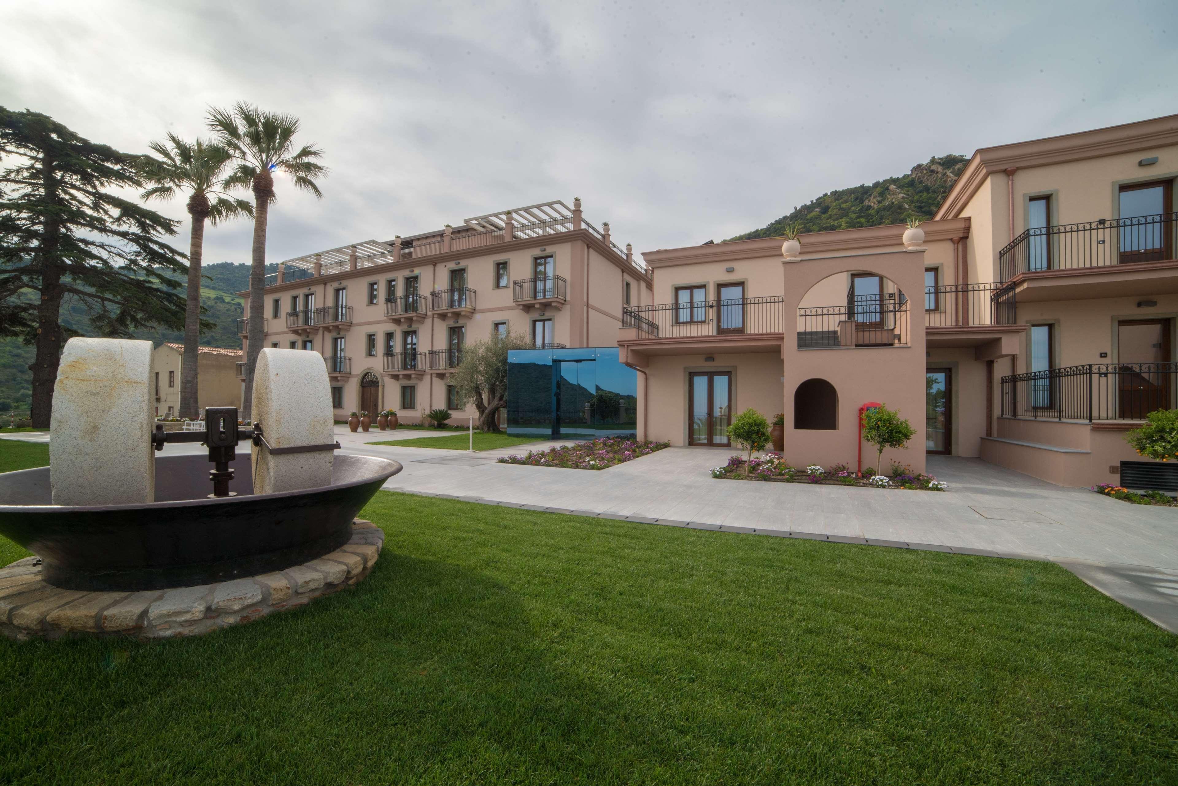 Best Western Plus Hotel Terre di Eolo Patti Esterno foto