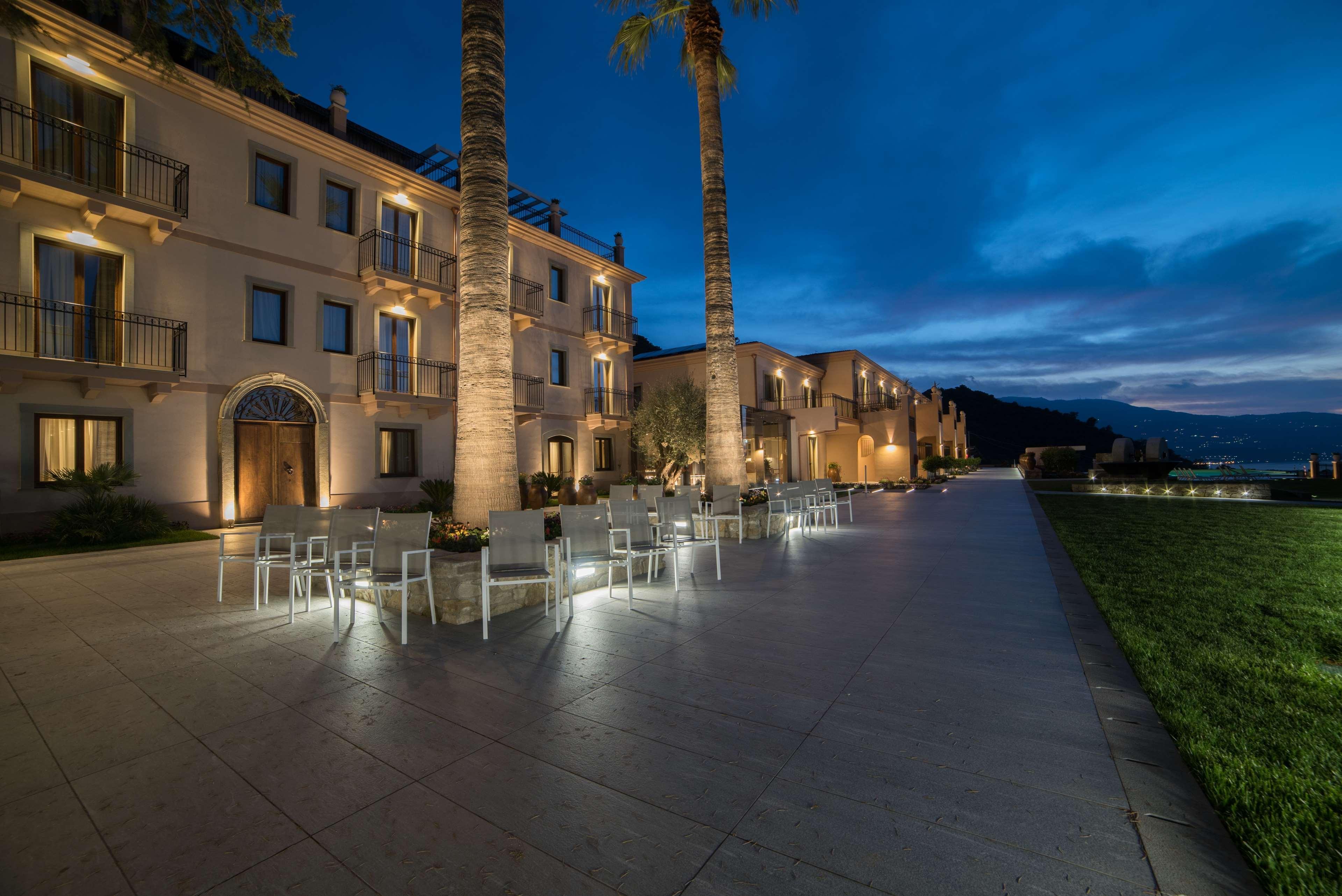 Best Western Plus Hotel Terre di Eolo Patti Esterno foto