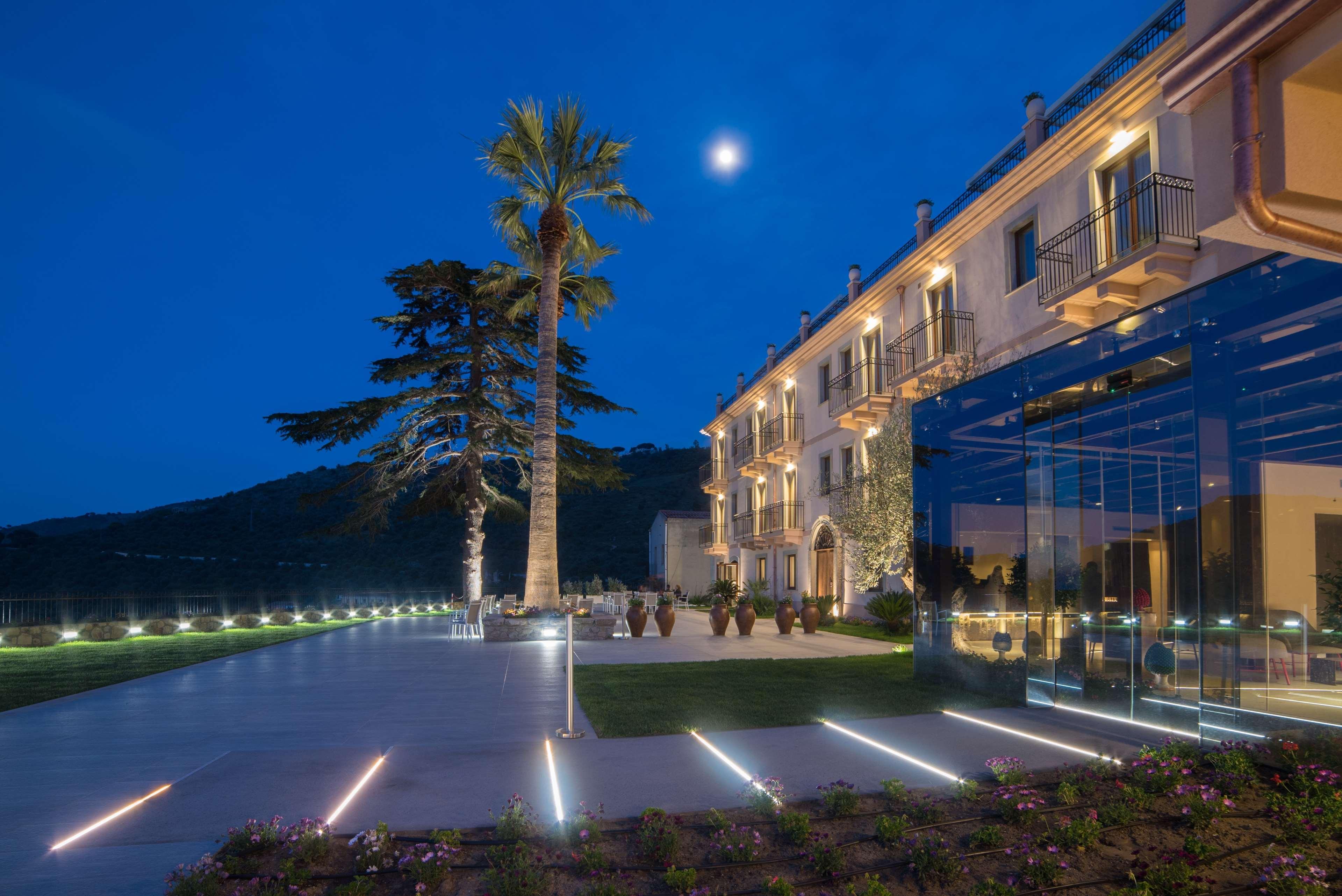 Best Western Plus Hotel Terre di Eolo Patti Esterno foto