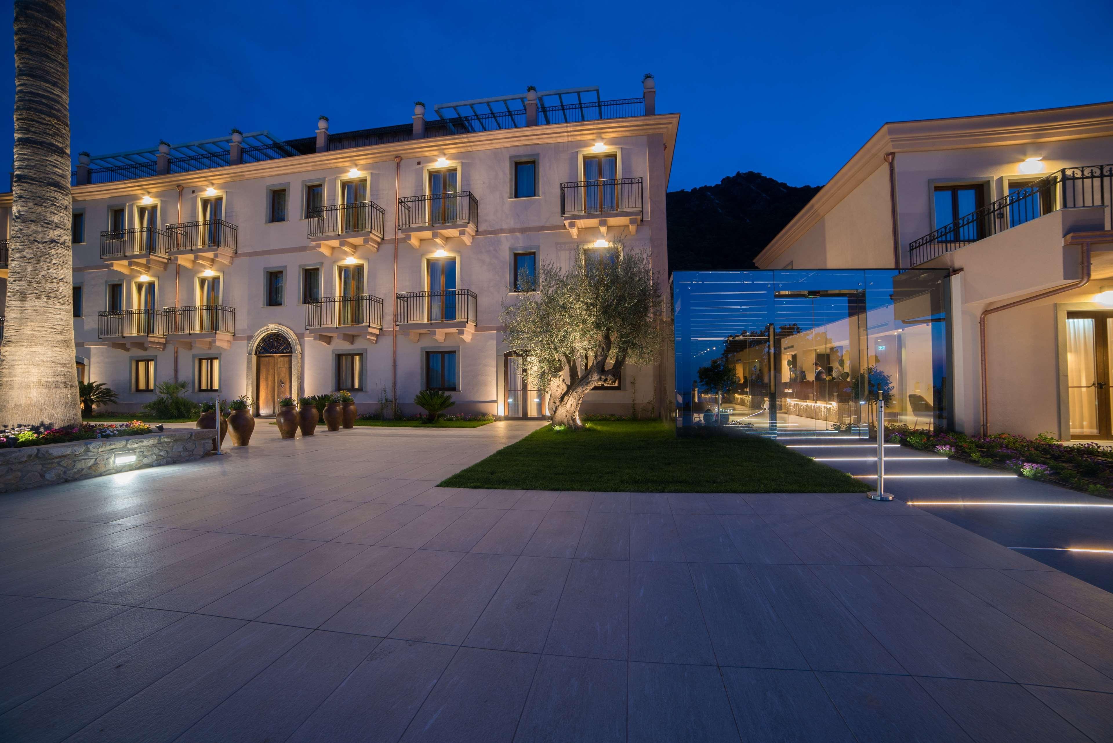 Best Western Plus Hotel Terre di Eolo Patti Esterno foto