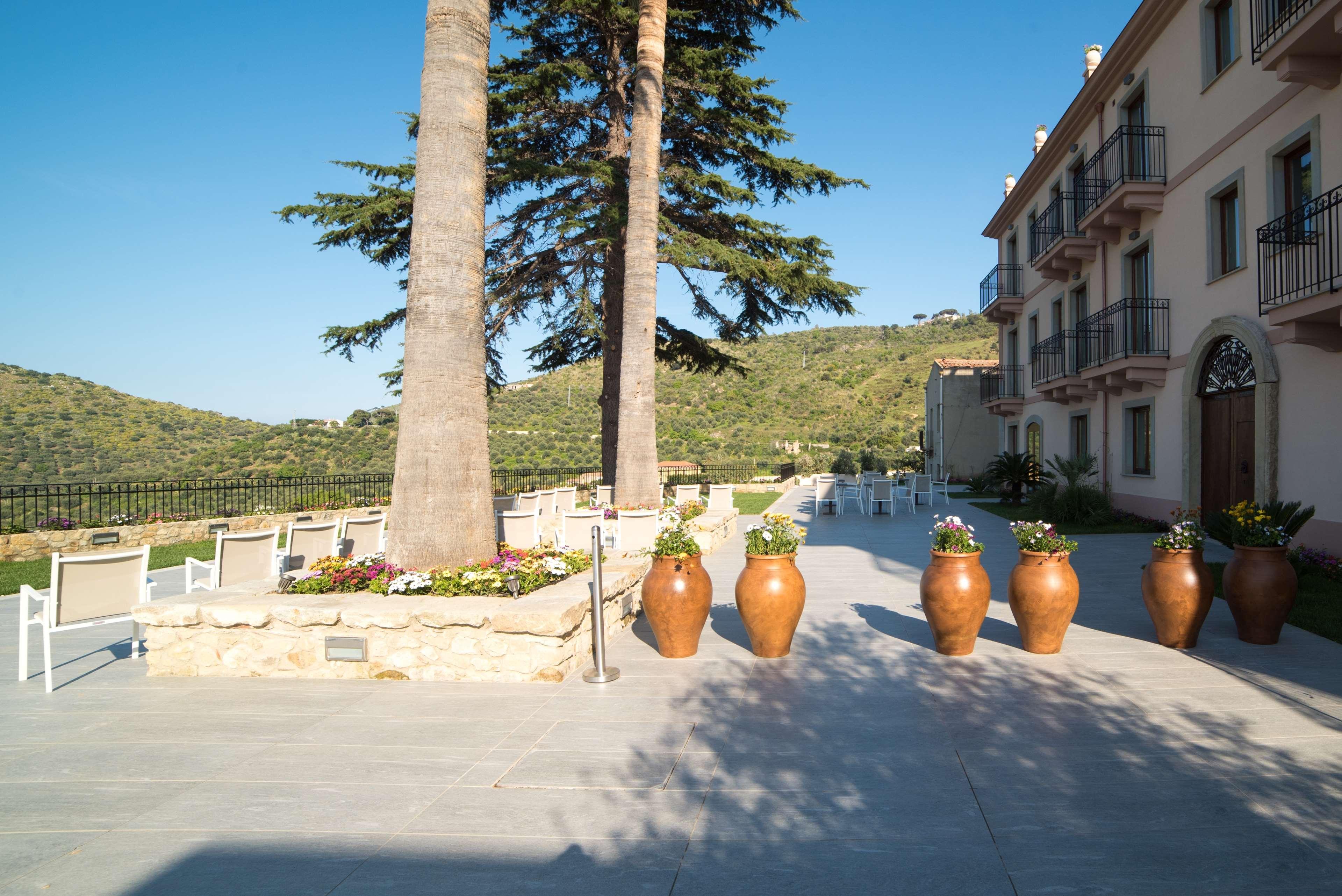 Best Western Plus Hotel Terre di Eolo Patti Esterno foto