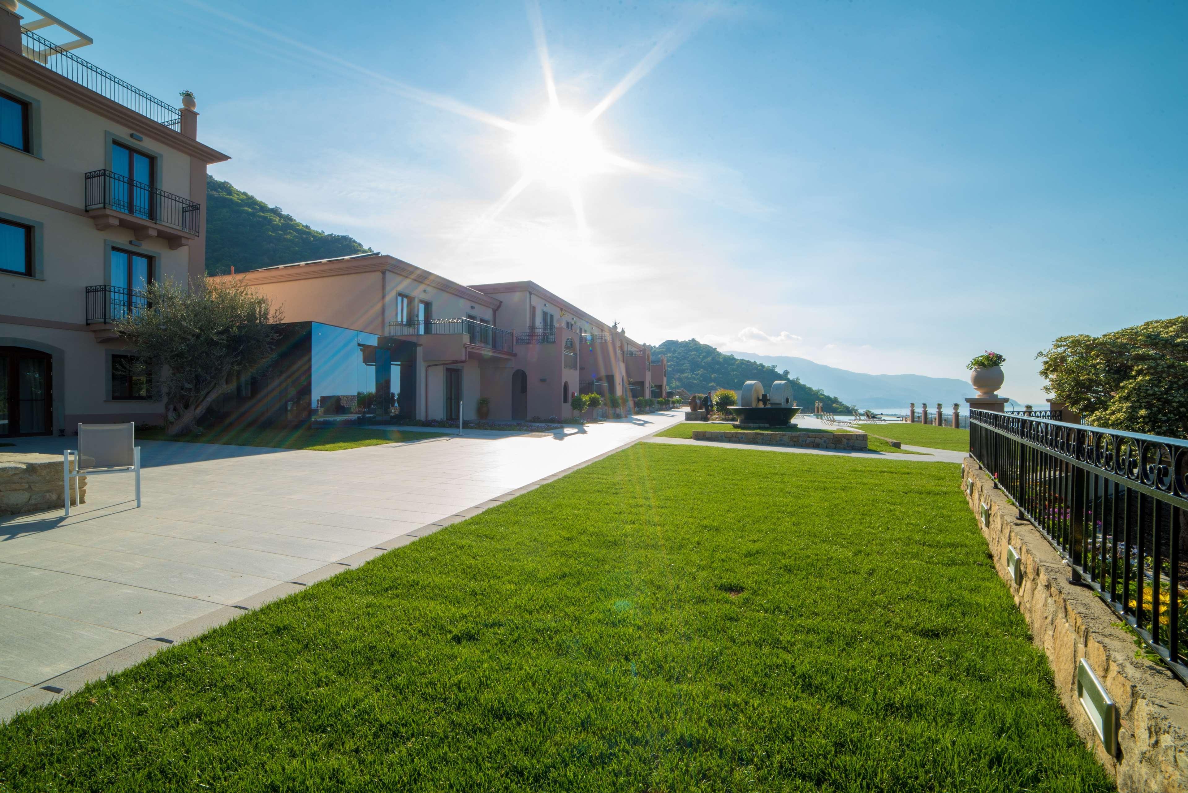 Best Western Plus Hotel Terre di Eolo Patti Esterno foto